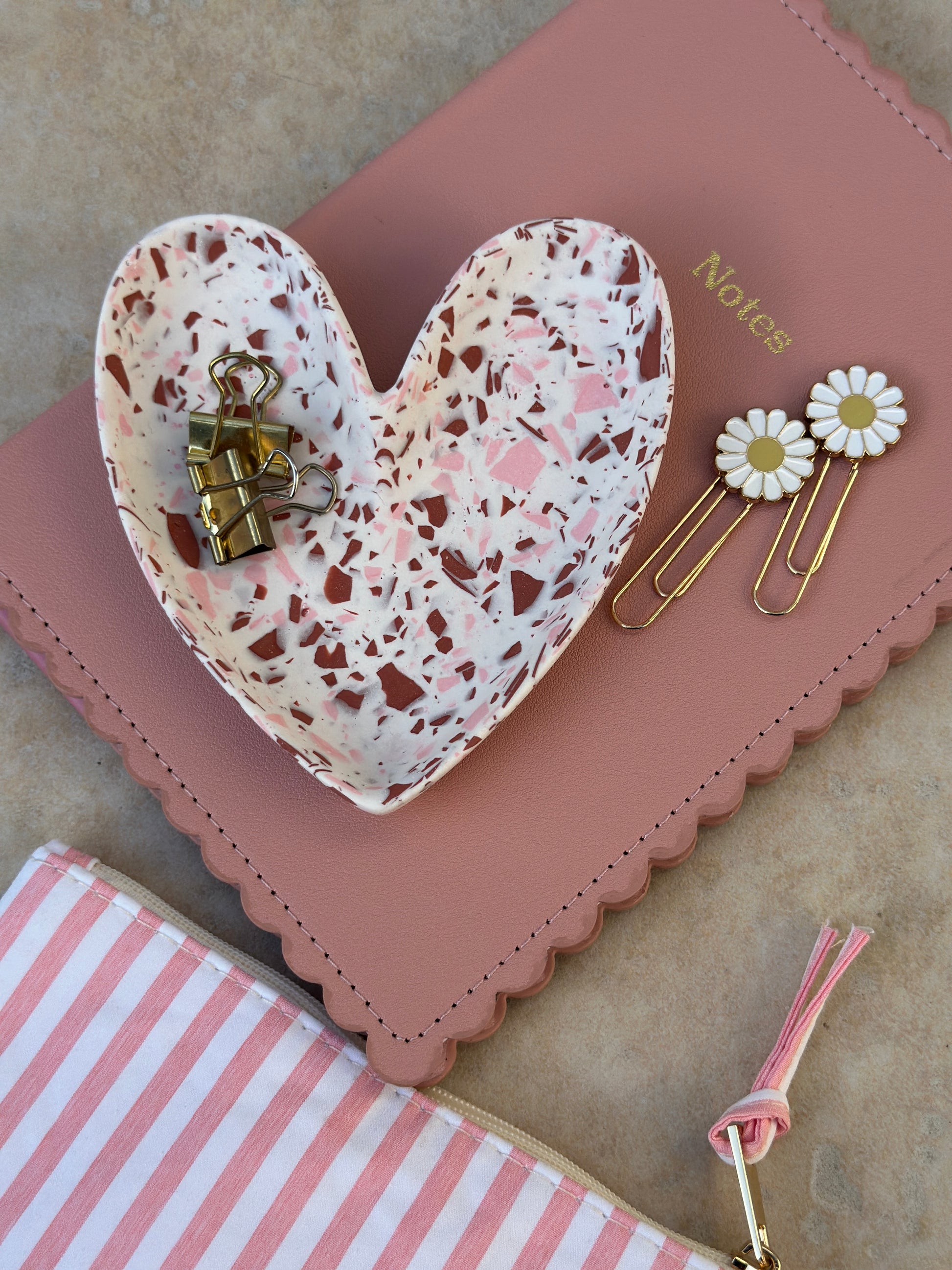 Coupelle vide-poches Terrazzo Bordeaux et Rose