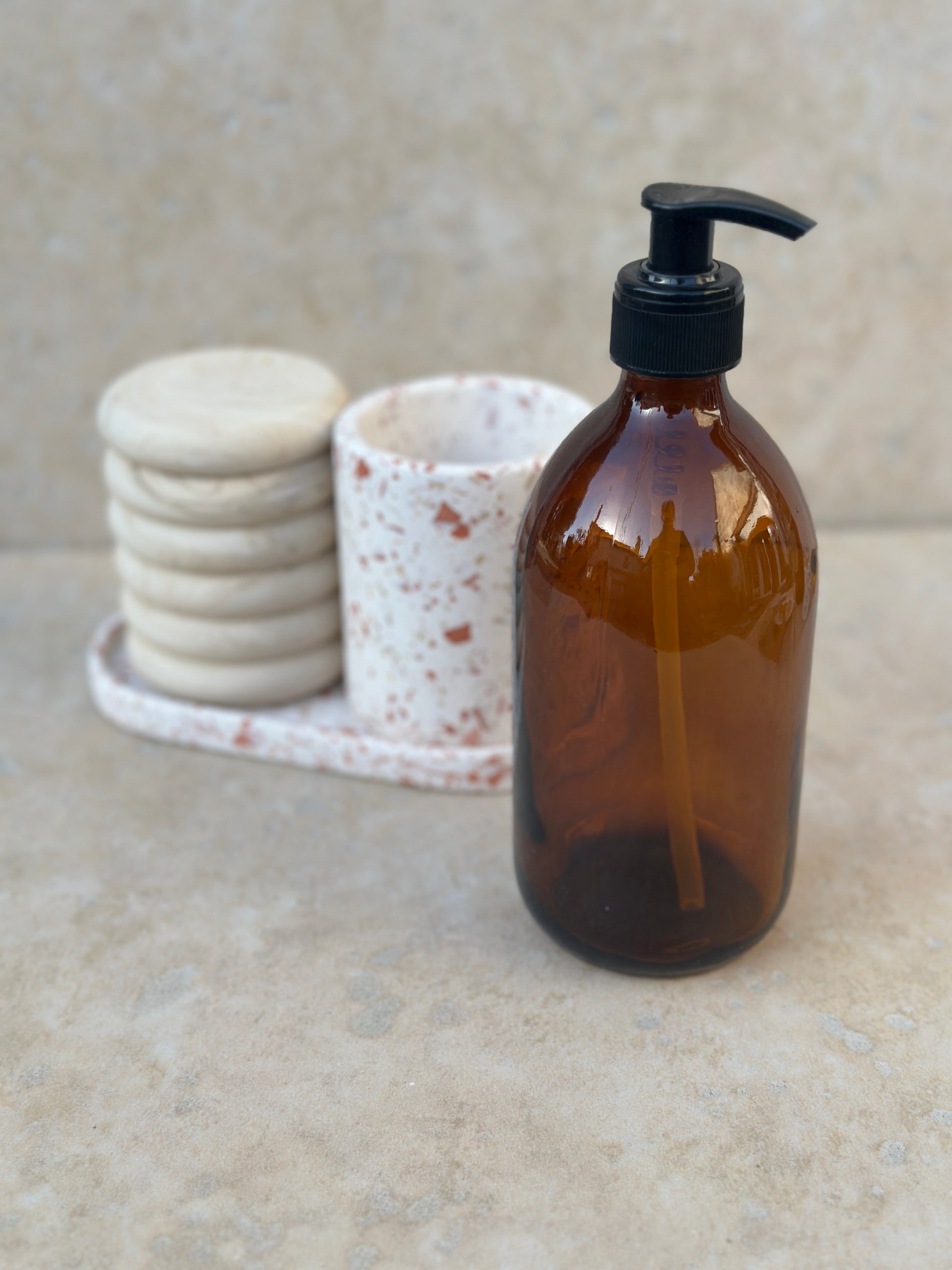 Distributeur savon pompe noire 500ml