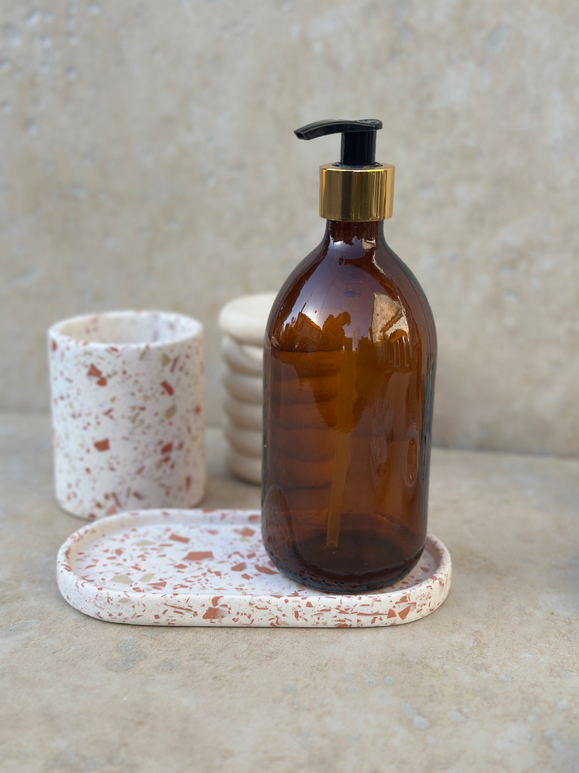 Distributeur savon pompe noire et doré