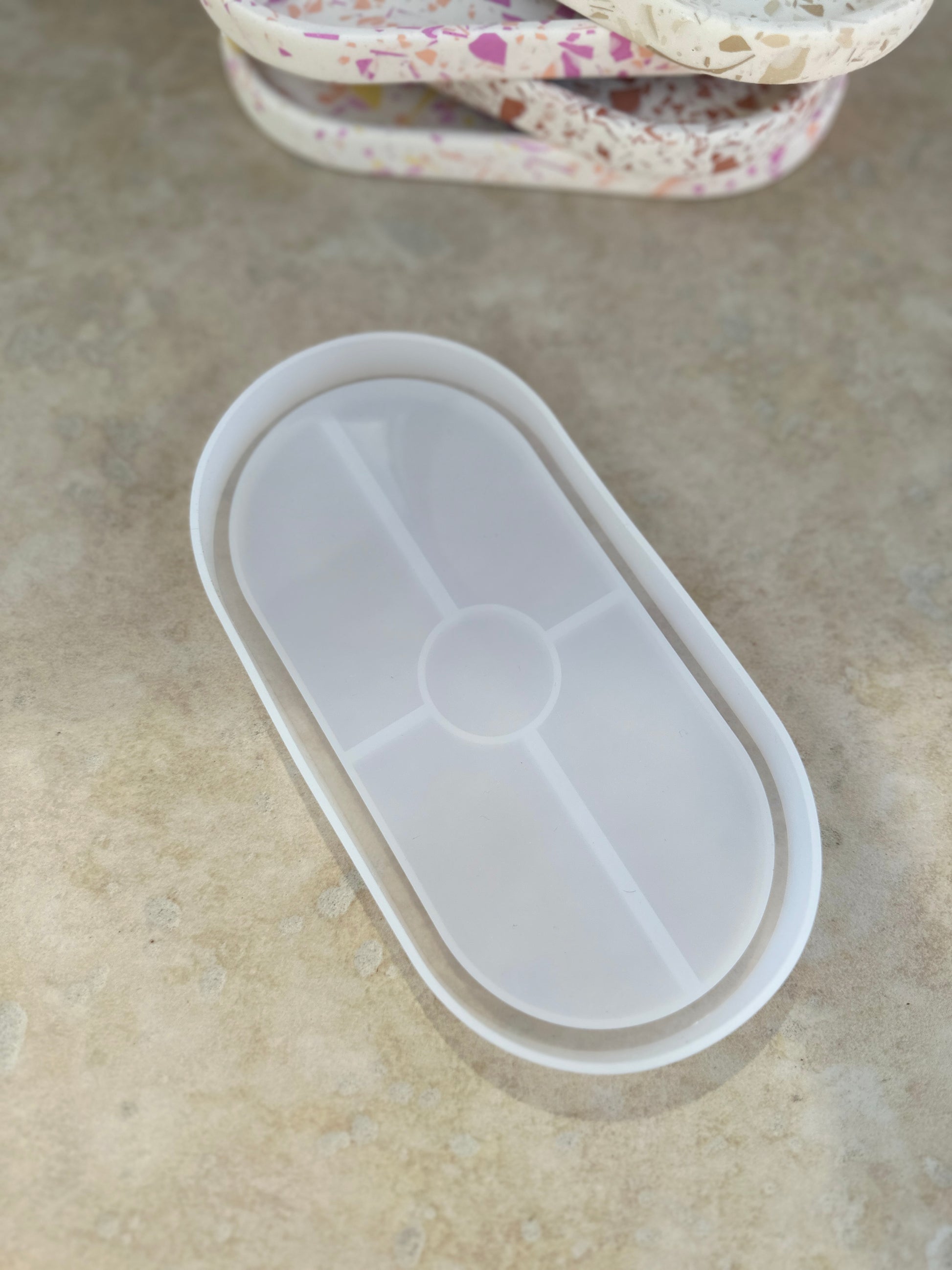 Moule silicone ovale classique pour Jesmonite