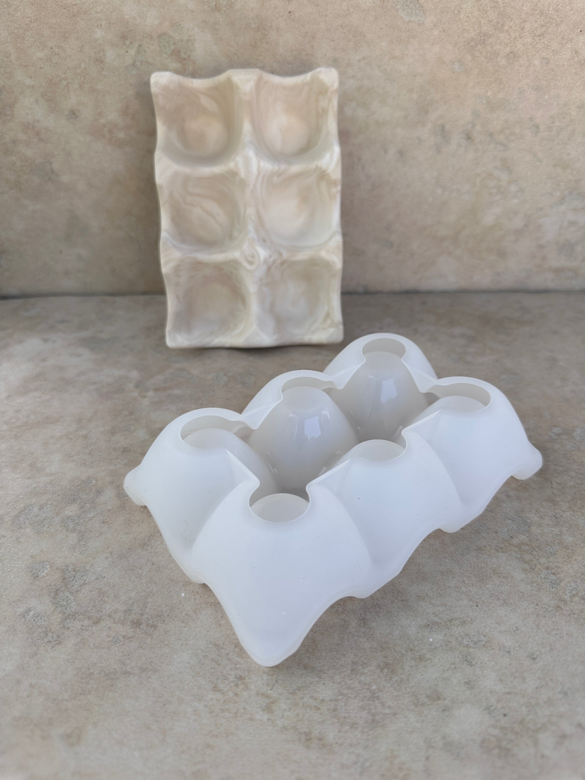Moule silicone porte-oeufs