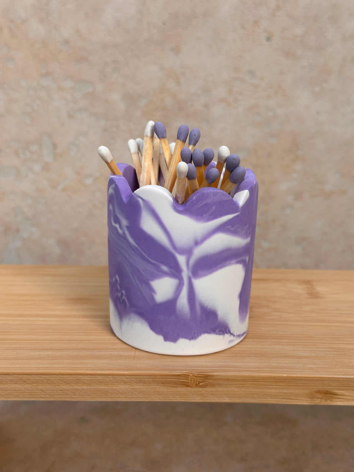 Pot & allumettes marbré violet
